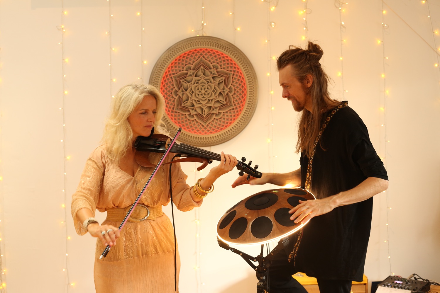 Le duo en répétition, Paris, août 2026
