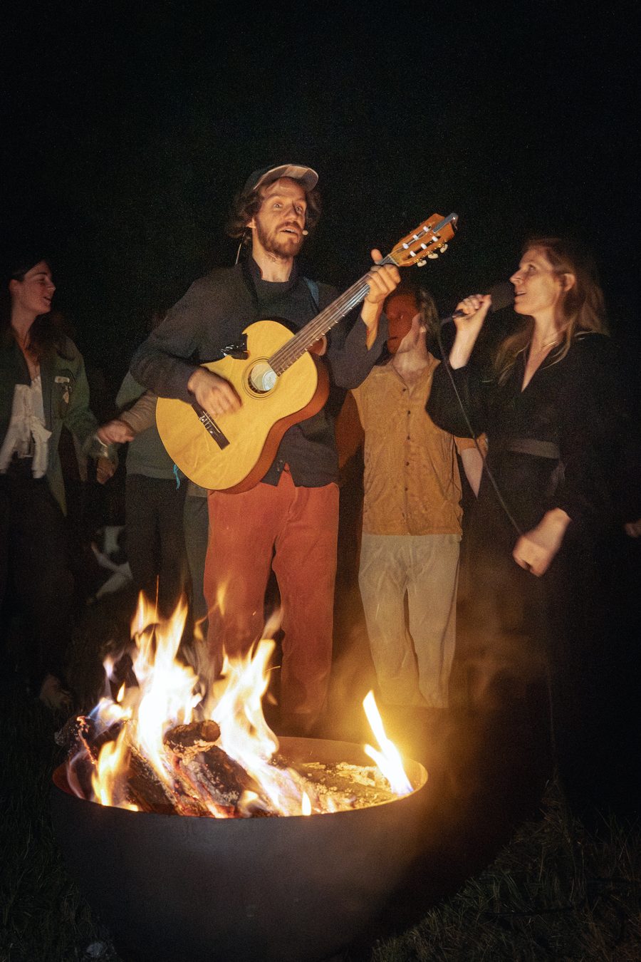 Autour du feu